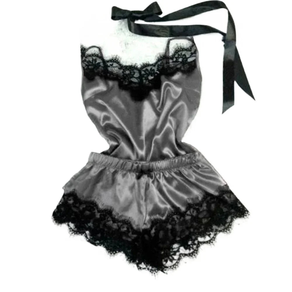🌸 Ensemble pyjama femme en dentelle et finition soie – caraco et short – lingerie de nuit 2 pièces