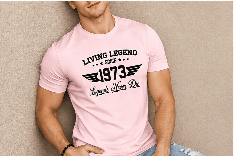 T-Shirt Homme « Living Legend 1973 » – Slim Fit, Imprimé Vintage & Style Casual VELICYA