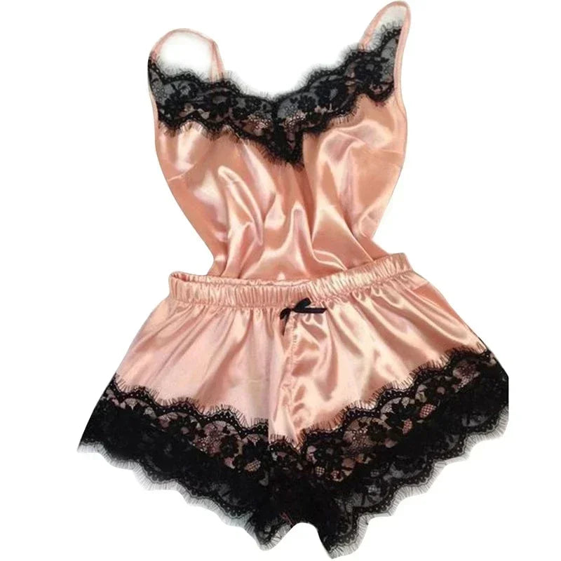 🌸 Ensemble pyjama femme en dentelle et finition soie – caraco et short – lingerie de nuit 2 pièces