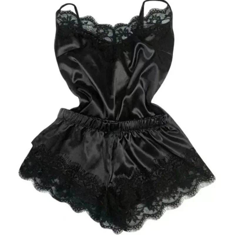 🌸 Ensemble pyjama femme en dentelle et finition soie – caraco et short – lingerie de nuit 2 pièces